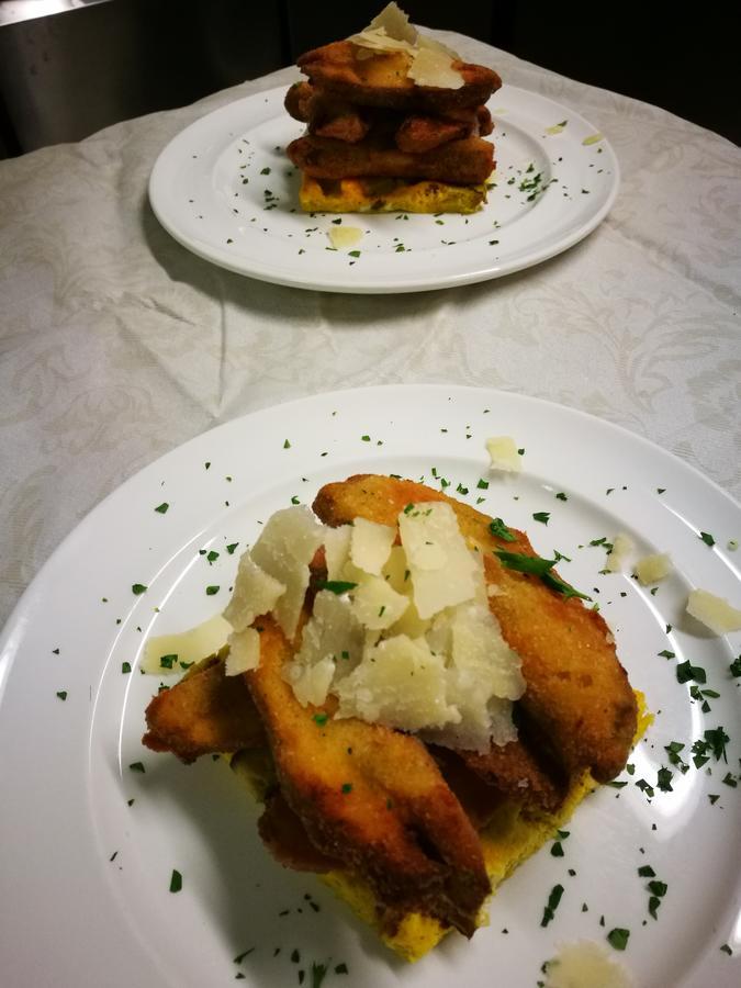 Tizzano Val Parma Locanda Della Pieve מראה חיצוני תמונה