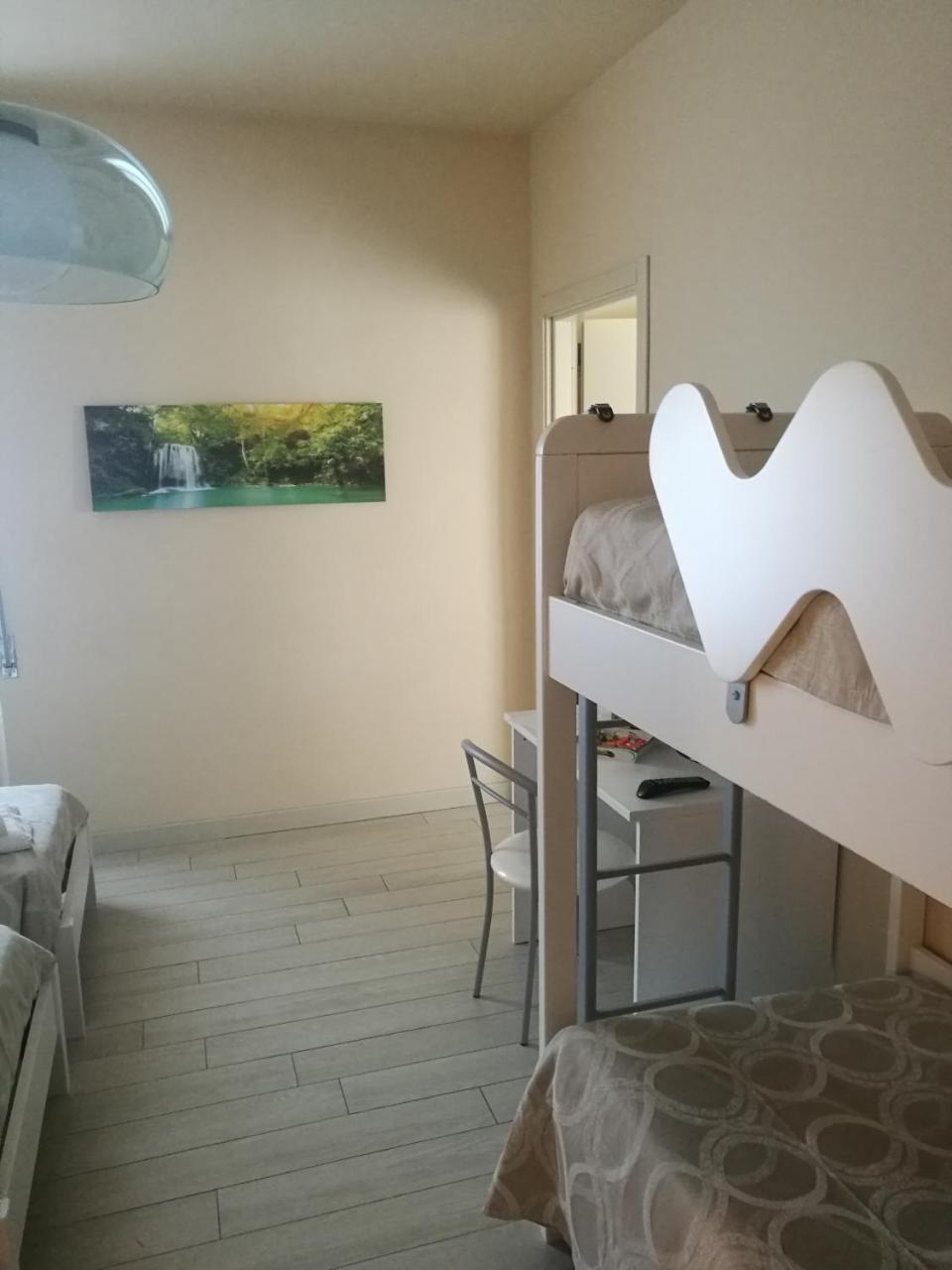 Tizzano Val Parma Locanda Della Pieve מראה חיצוני תמונה